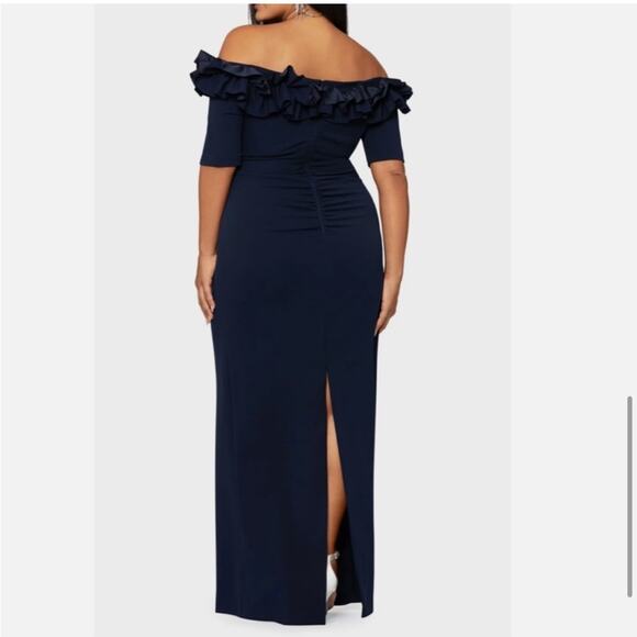 XSCAPE Off the Shoulder Navy Gown 20W Formal Event - Picture 6 of 11